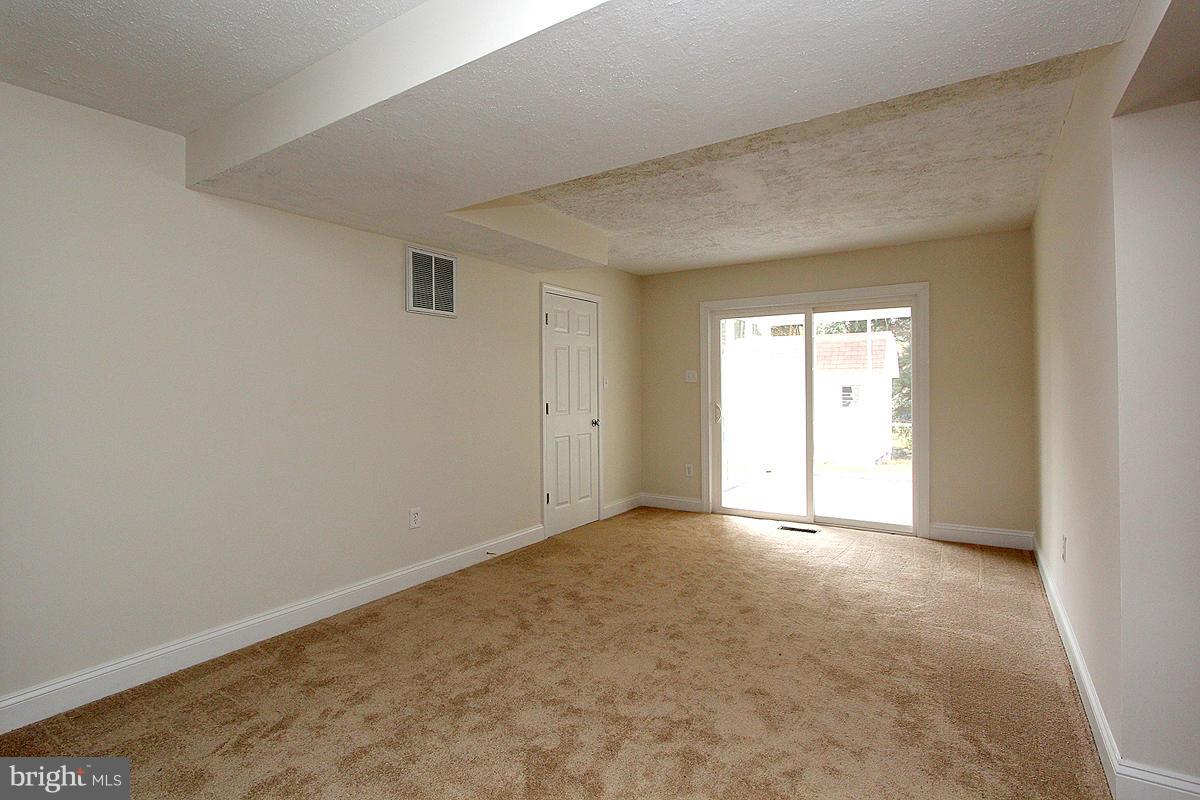 6567 Cornell Road Bryans Road, MD 20616 - Photo 7 of 20 Living Room