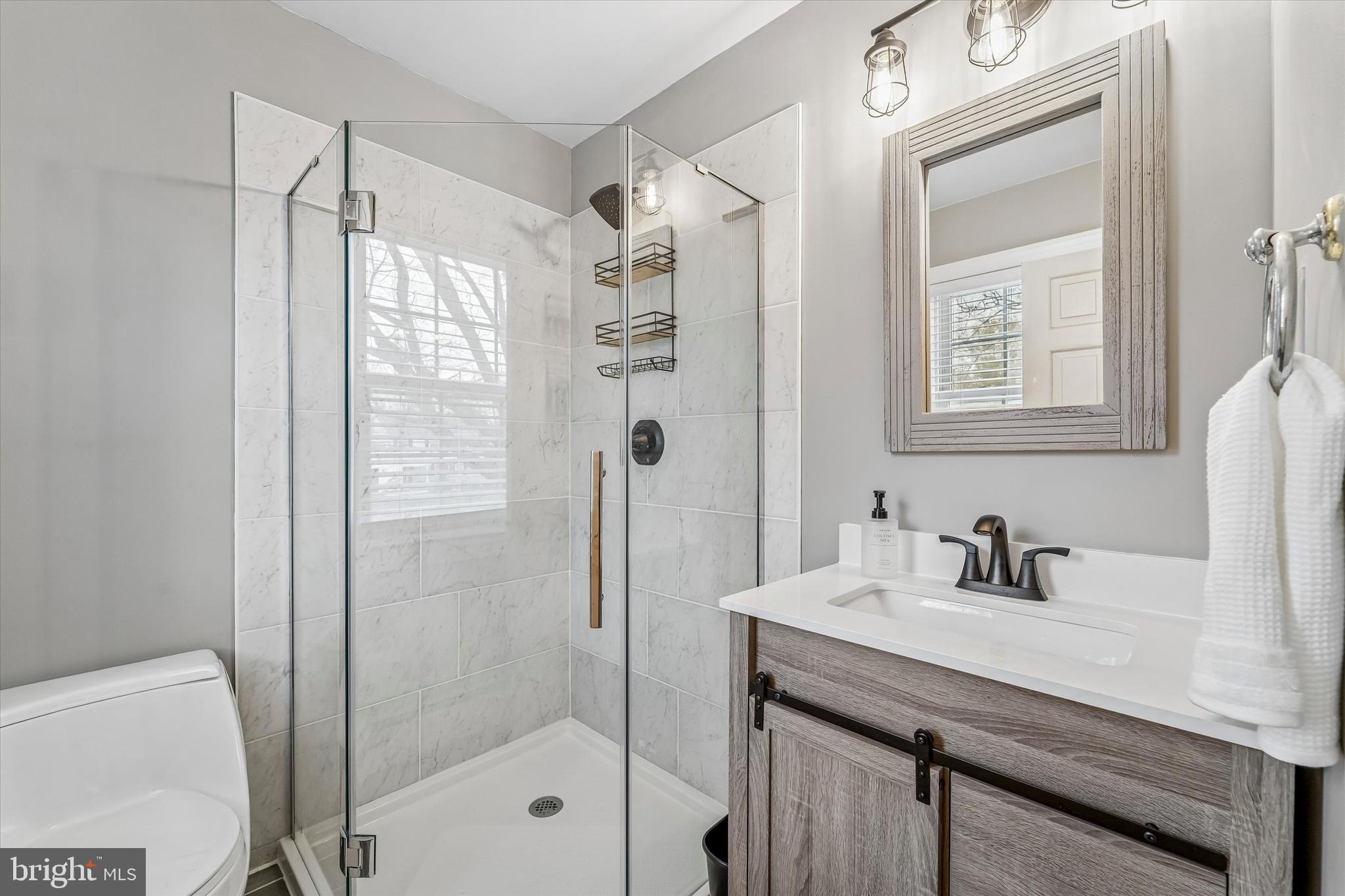 3216 Hayes Road East Norriton, PA 19403 - Photo 19 of 32