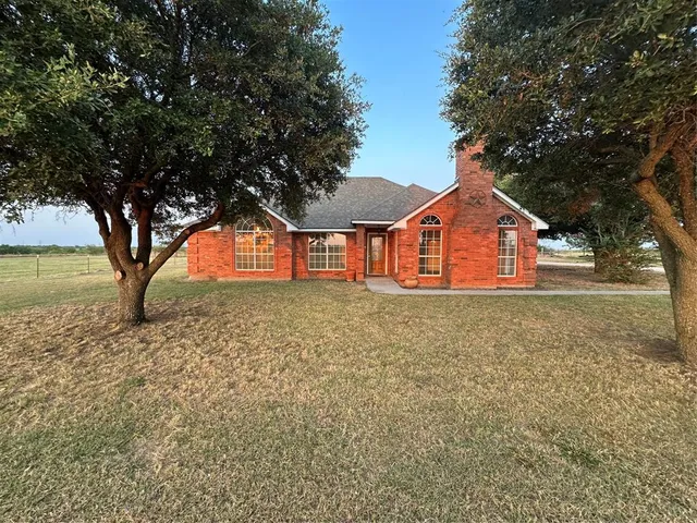 $749,999 | 1177 Plover Circle, Ponder, TX 76259
