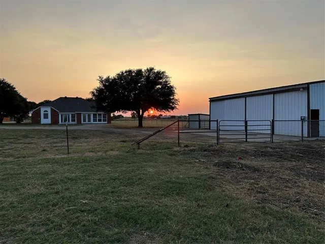 $749,999 | 1177 Plover Circle, Ponder, TX 76259