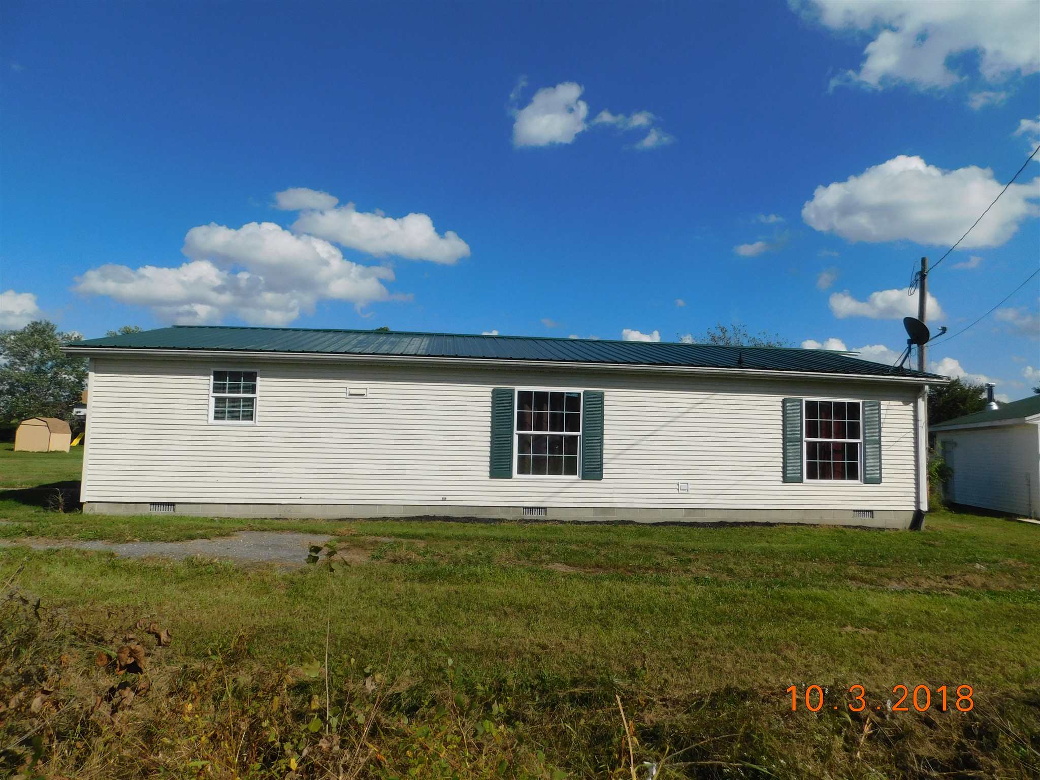5612 Wilson Switch Road Borden, IN 47106 - Photo 3 of 17 Gallery Image 3