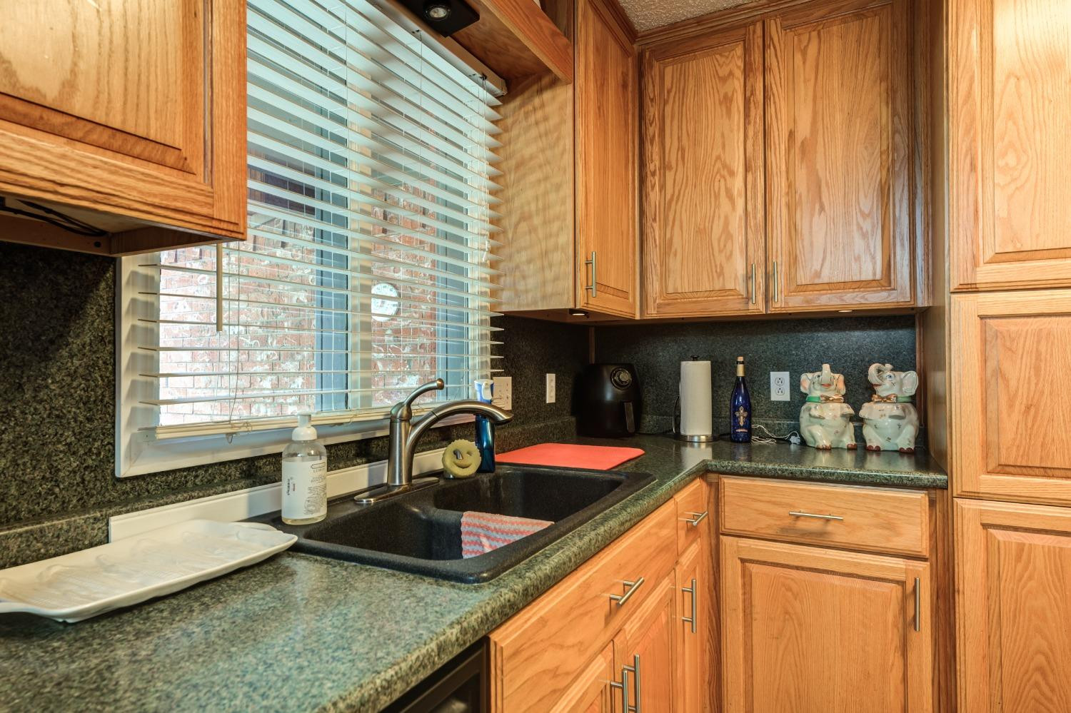 4403 78th Street Lubbock, TX 79424 - Photo 15 of 36 Photo 15