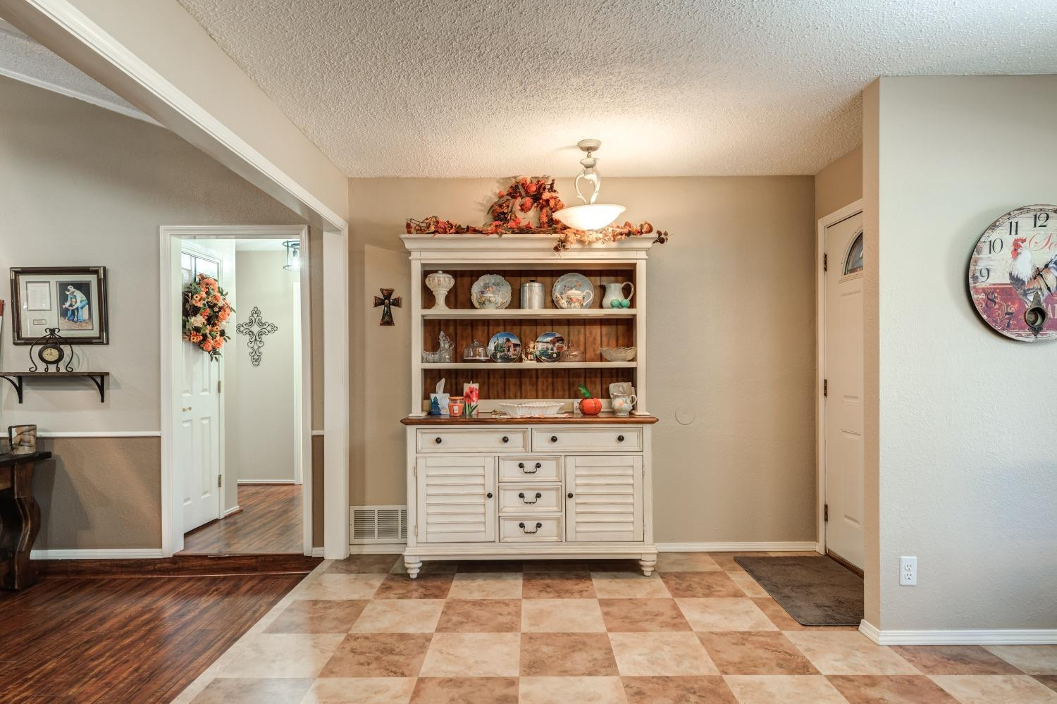 4403 78th Street Lubbock, TX 79424 - Photo 17 of 36 Photo 17