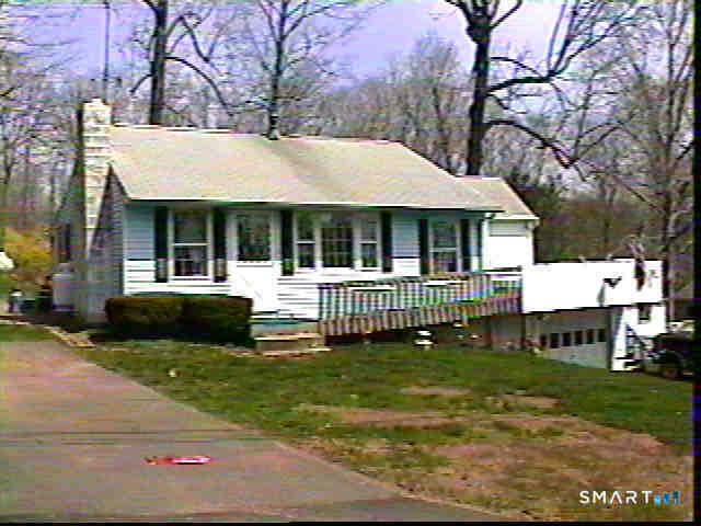 28 Kickapoo Road Middlefield, CT 06455 - Photo 2 of 16