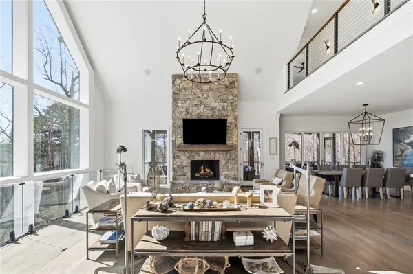 $3,995,000 | 510 South Point Boulevard, Sunset, SC 29685