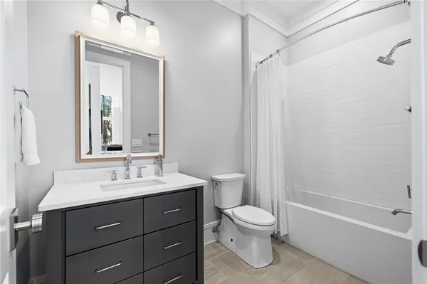 $3,995,000 | 510 South Point Boulevard, Sunset, SC 29685