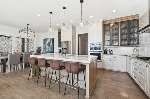 $3,995,000 | 510 South Point Boulevard, Sunset, SC 29685