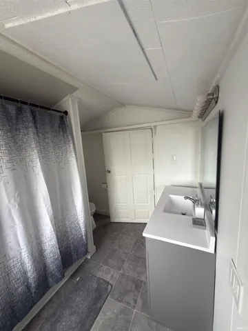 $156,900 | 1520 Wheeling Avenue, Muncie, IN 47303