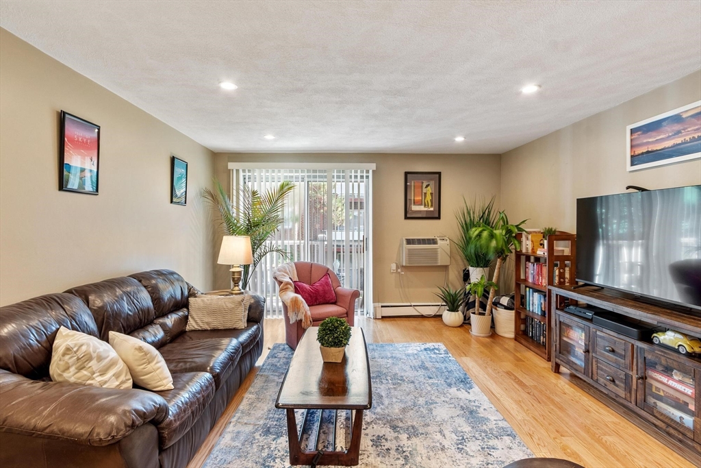 276 Albion Street, Unit 12 Wakefield, MA 01880 - Photo 20 of 38