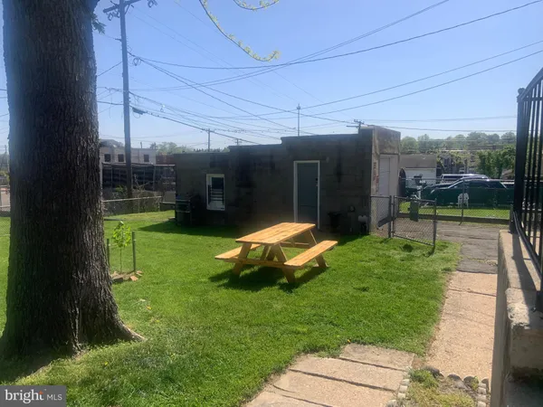 $1,050 | 6605 O Donnell Street, Unit B, Baltimore, MD 21224