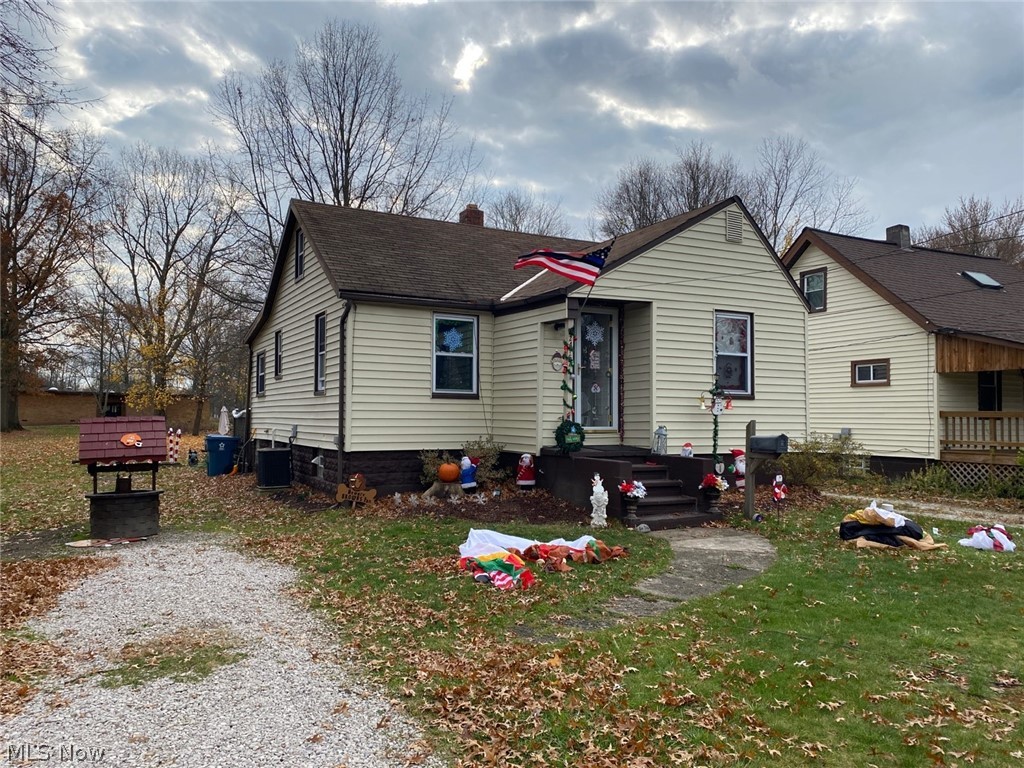 24167 Maple Ridge Road North Olmsted, OH 44070 - Photo 1 of 1 Gallery Image 1