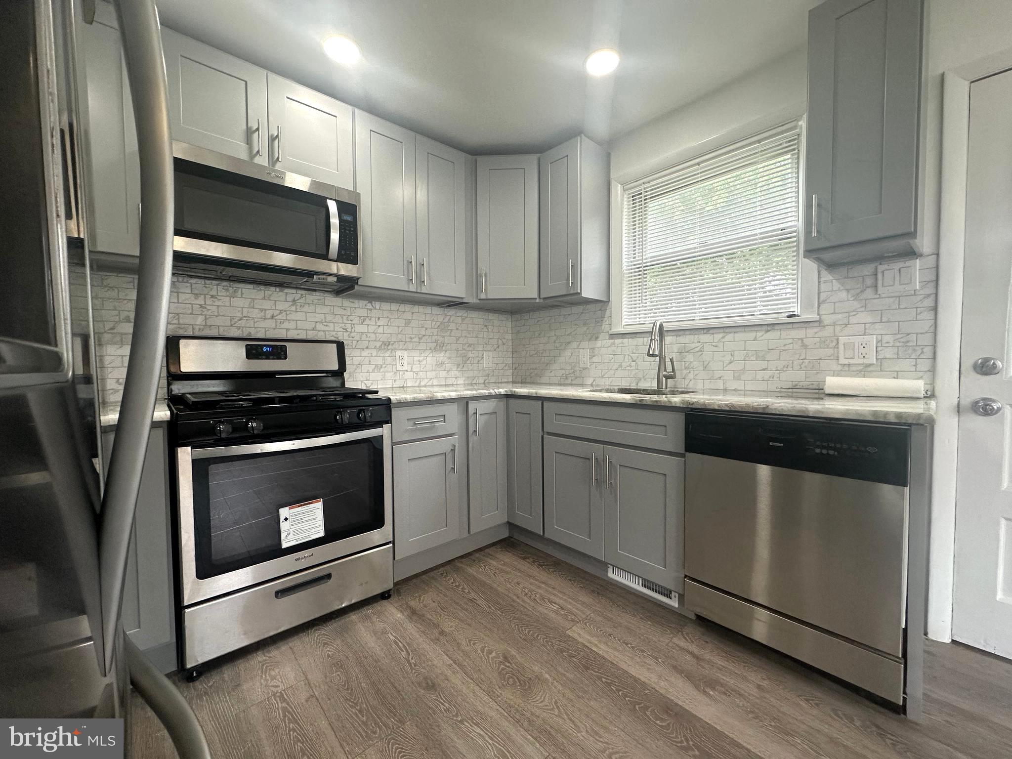 3210 Primrose Road Philadelphia, PA 19114 - Photo 6 of 26 Gallery Image 6