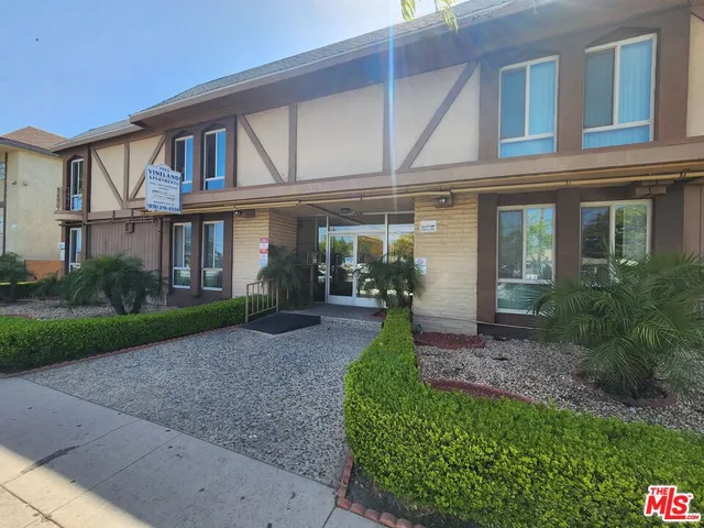 $1,695 | 7925 Vineland Avenue, Unit 26, Los Angeles, CA 91352