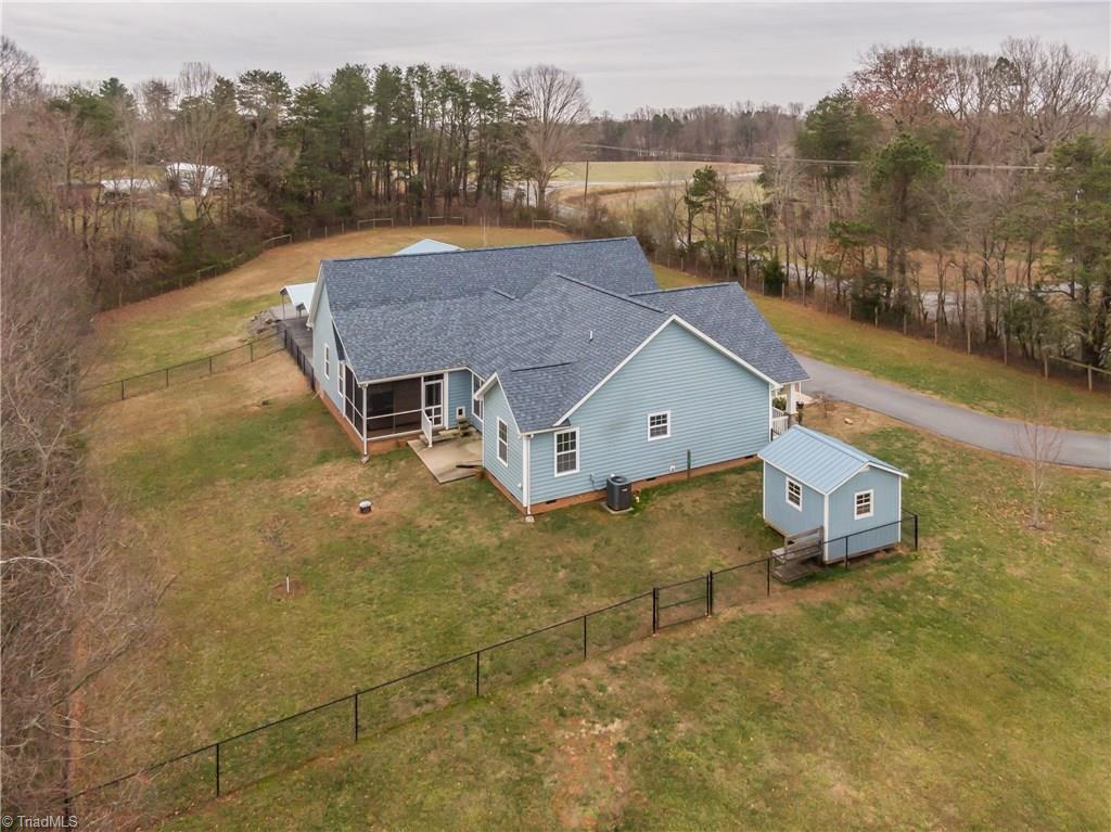 3713 Pride's Road East Bend, NC 27018 - Photo 27 of 29 Gallery Image 27