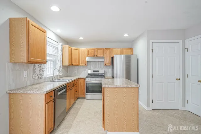 $297,900 | 604 Sangreal Court, Mantua, NJ 08051