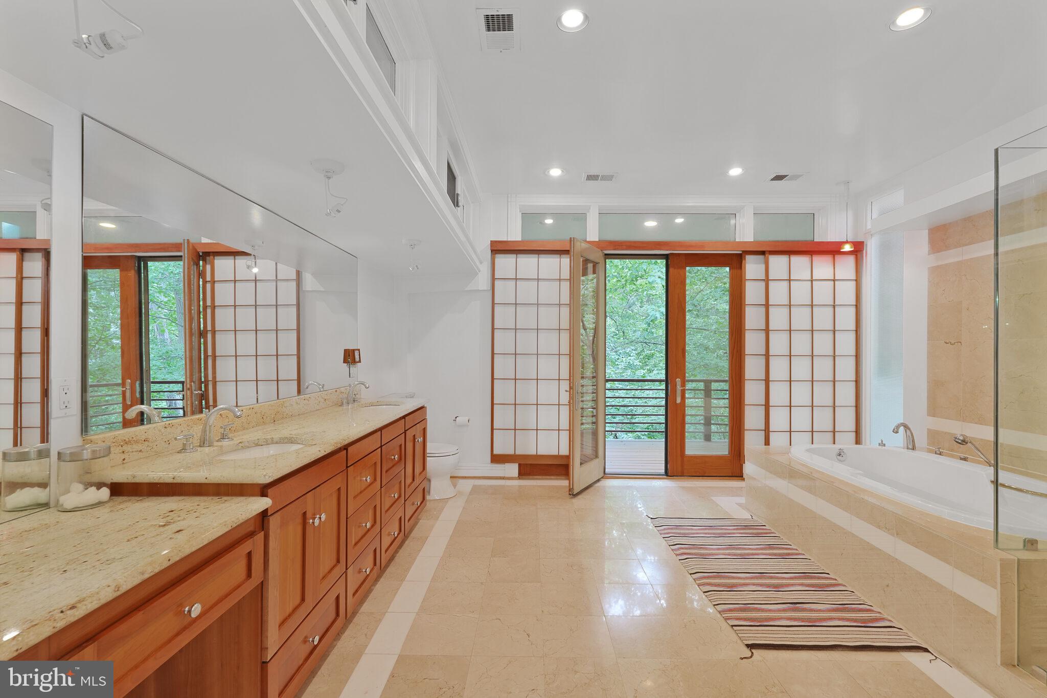 2807 Chesterfield Place Northwest Washington, DC 20008 - Photo 25 of 46 Primary Bathroom | private terrace
