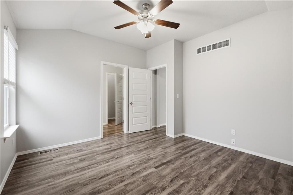 21407 West 216th Street Spring Hill, KS 66083 - Photo 15 of 34