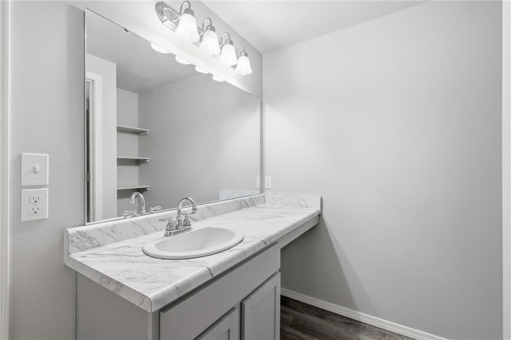21407 West 216th Street Spring Hill, KS 66083 - Photo 24 of 34