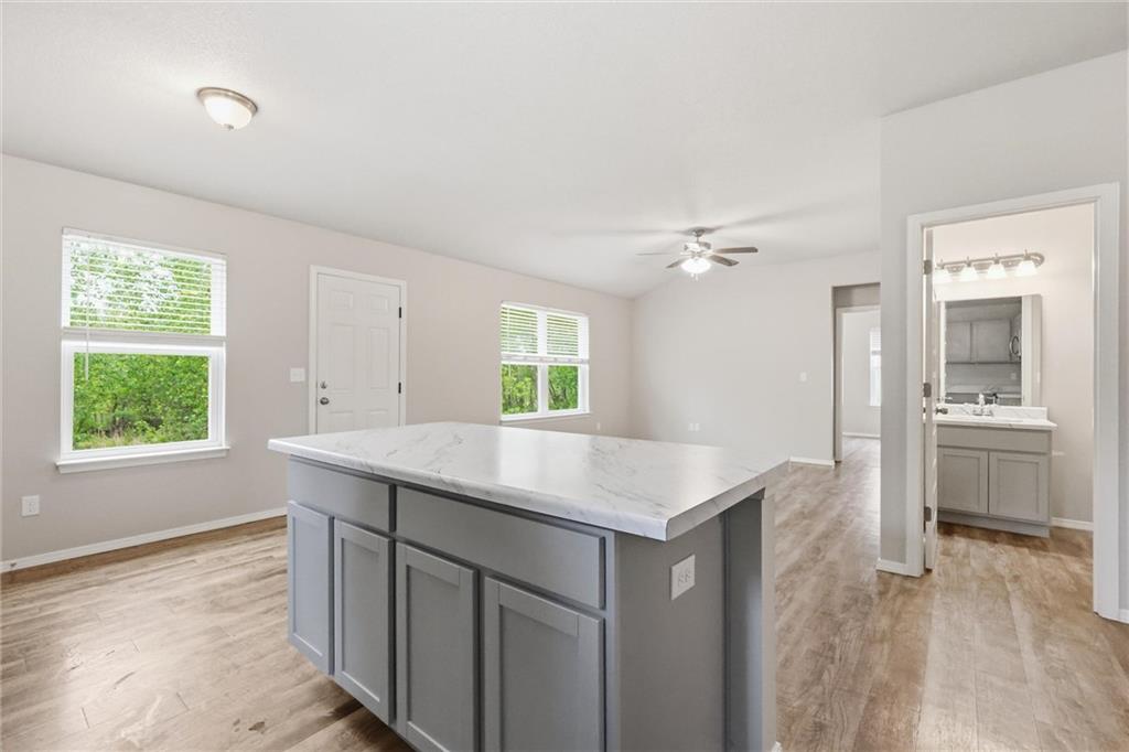 21407 West 216th Street Spring Hill, KS 66083 - Photo 10 of 34