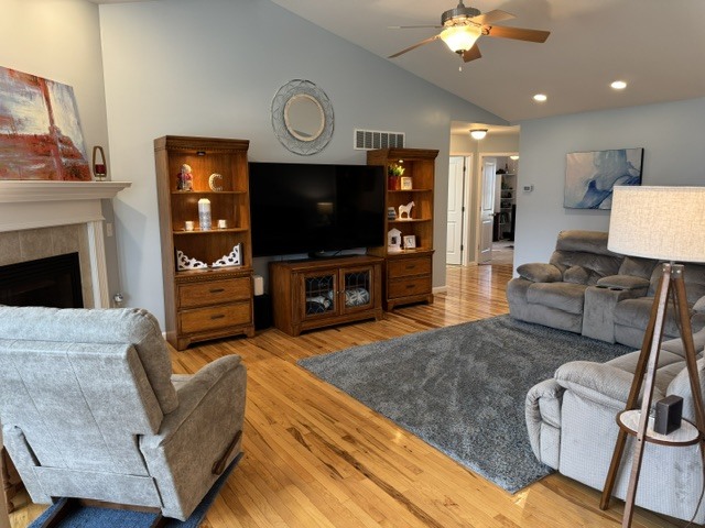 318 Piazza Lane Chatham, IL 62629 - Photo 13 of 43