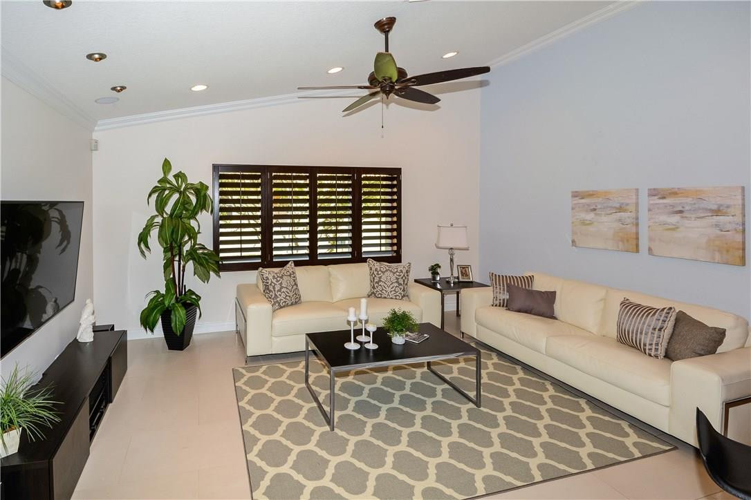 751 Heron Road Weston, FL 33326 - Photo 6 of 29 Photo 6