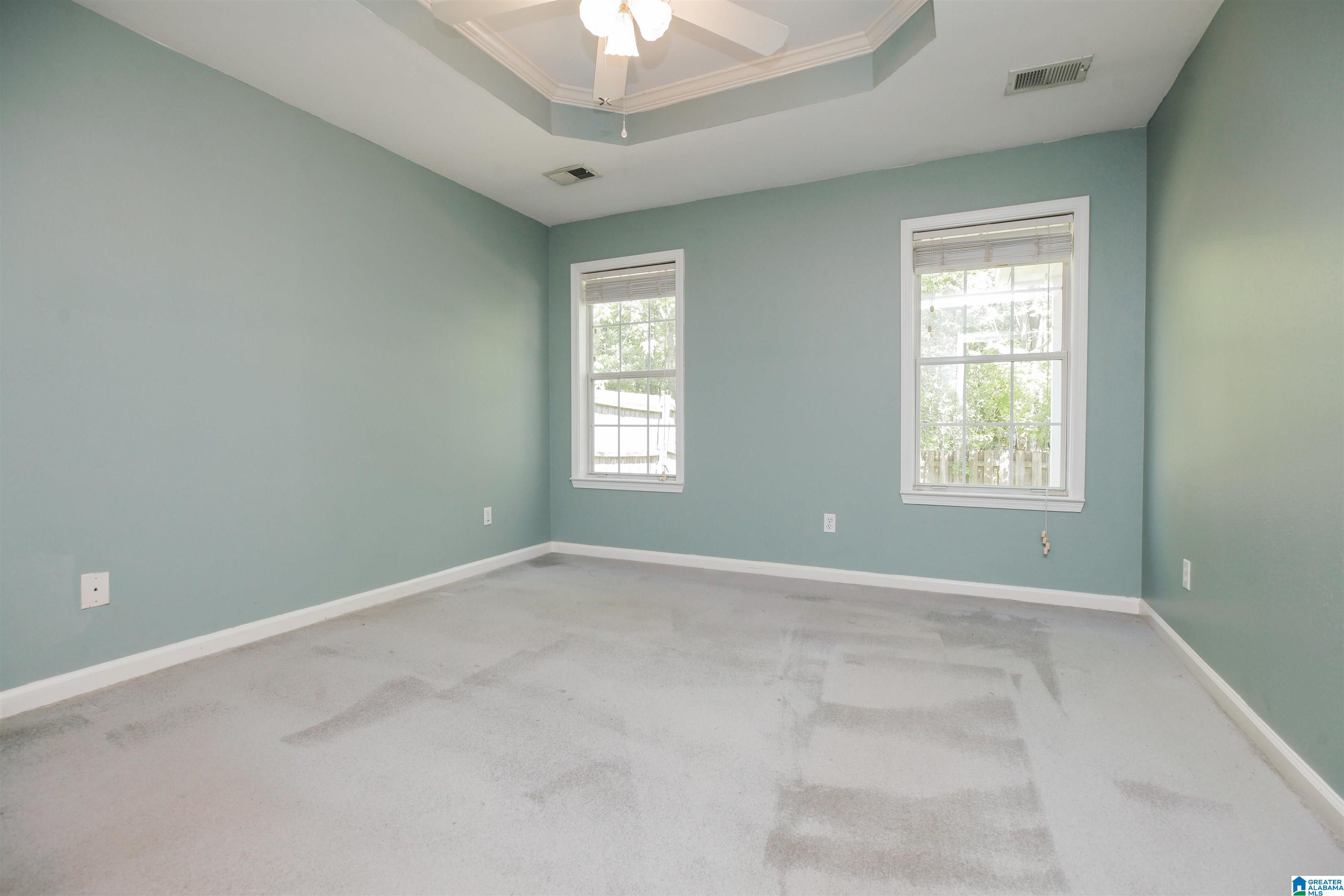387 Walker Way Pelham, AL 35124 - Photo 4 of 32