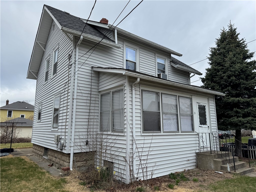 31 Denver Avenue Cranston, RI 02905 - Photo 3 of 3