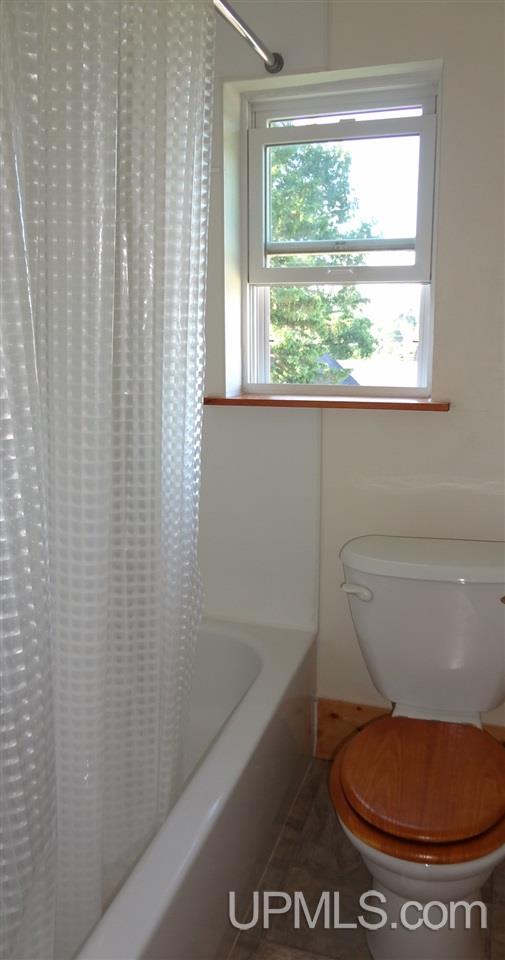 445 West Ridge Street Marquette, MI 49855 - Photo 21 of 43 Gallery Image 21