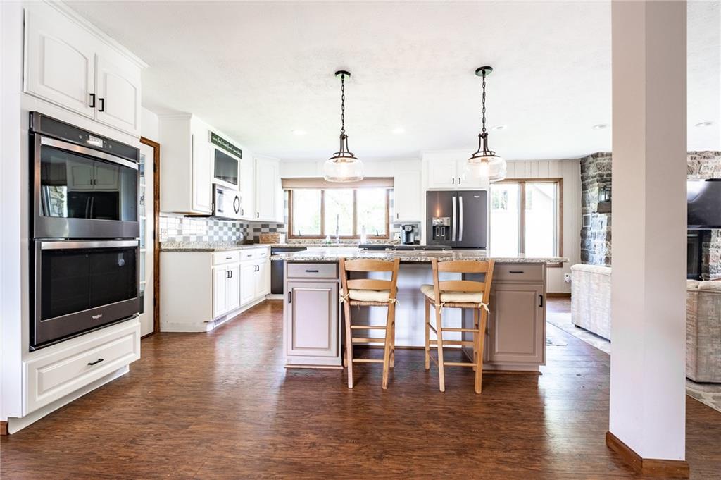 2765 West Carr Hill Road Columbus, IN 47201 - Photo 5 of 60 Gallery Image 5