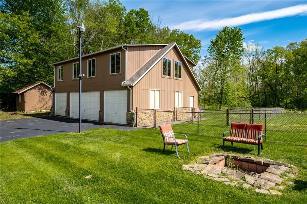 2765 West Carr Hill Road Columbus, IN 47201 - Photo 57 of 60 Gallery Image 57