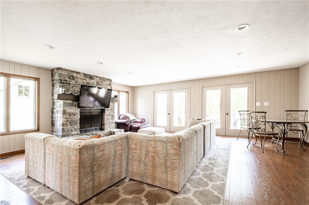 2765 West Carr Hill Road Columbus, IN 47201 - Photo 10 of 60 Gallery Image 10
