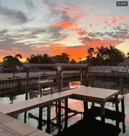$7,500 | 2001 Hawaii Avenue Northeast, St. Petersburg, FL 33703