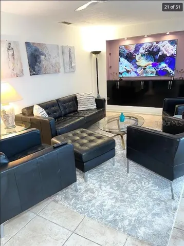 $8,500 | 2001 Hawaii Avenue Northeast, St. Petersburg, FL 33703