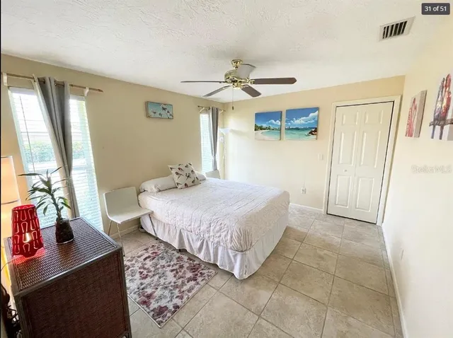 $8,500 | 2001 Hawaii Avenue Northeast, St. Petersburg, FL 33703