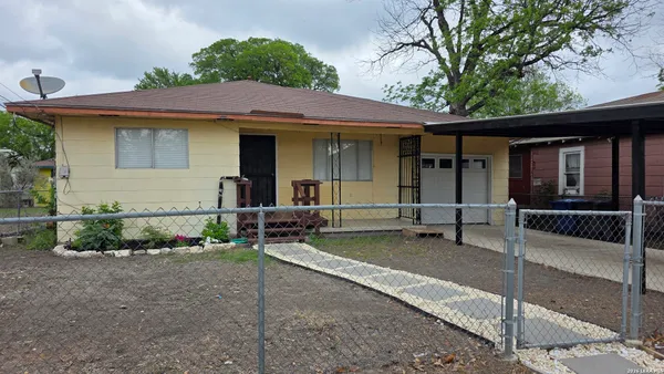 $1,200 | 115 Wilmot Street, San Antonio, TX 78237