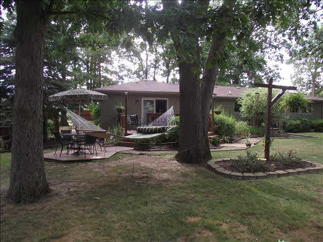 11540 Douglas Road Temperance, MI 48182 - Photo 20 of 20 20345910-19.JPG