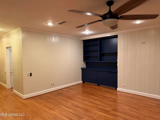 $329,900 | 325 Woodlawn Drive, Greenville, MS 38701