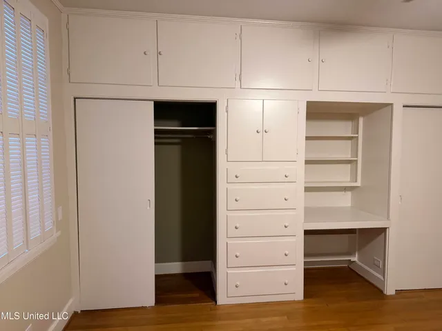 $329,900 | 325 Woodlawn Drive, Greenville, MS 38701