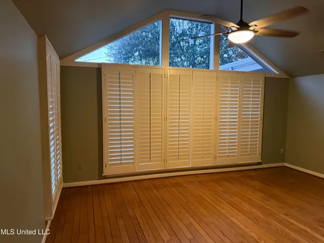 $329,900 | 325 Woodlawn Drive, Greenville, MS 38701