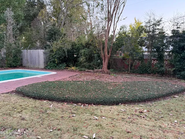 $329,900 | 325 Woodlawn Drive, Greenville, MS 38701