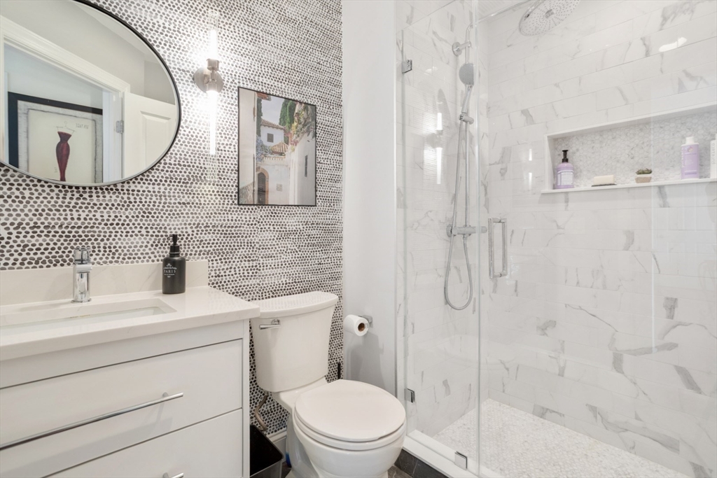 248 Albion Street, Unit 231 Wakefield, MA 01880 - Photo 20 of 35