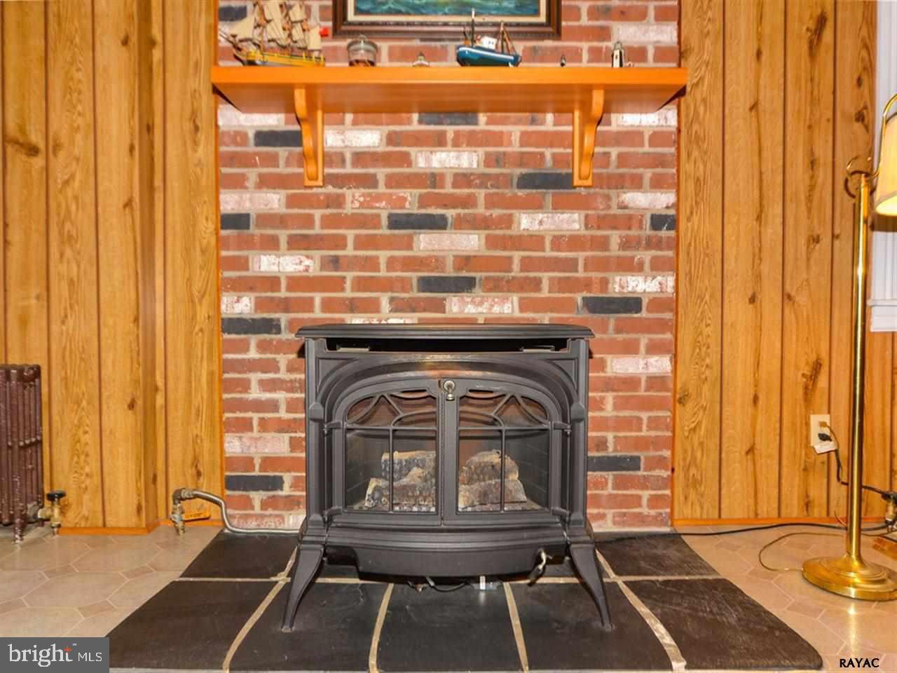 395 Springvale Road Red Lion, PA 17356 - Photo 8 of 25