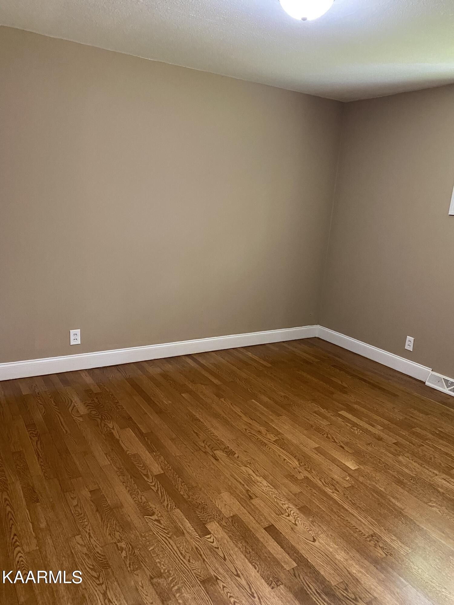 2124 Duncan Road Maryville, TN 37803 - Photo 12 of 20 Gallery Image 12