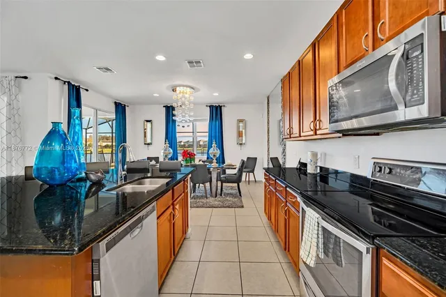 $600,000 | 447 Marcello Boulevard, Kissimmee, FL 34746