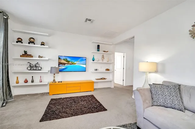 $600,000 | 447 Marcello Boulevard, Kissimmee, FL 34746