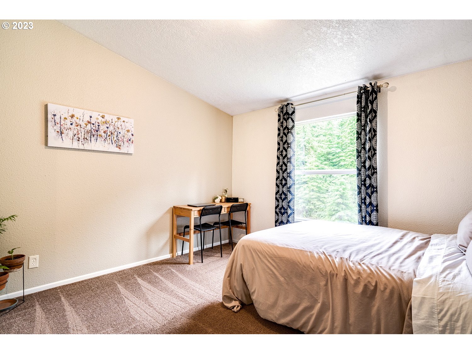 22 Southeast Hemlock Road Corbett, OR 97019 - Photo 17 of 36 Gallery Image 17