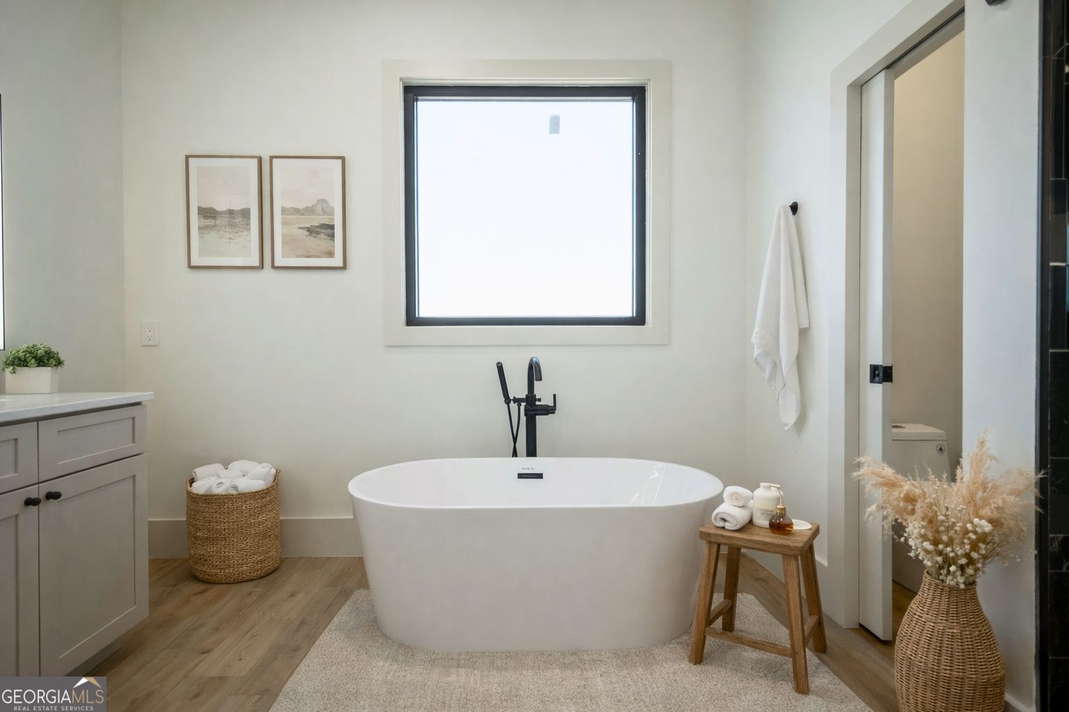 1170 Mulberry Chase Commerce, GA 30530 - Photo 10 of 11 a bathroom with a sink and a mirror