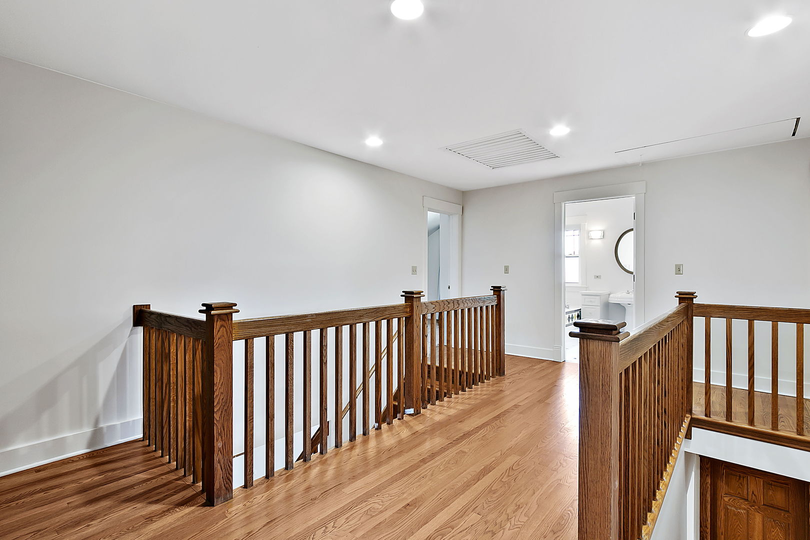 82 Lawton Road Riverside, IL 60546 - Photo 21 of 52