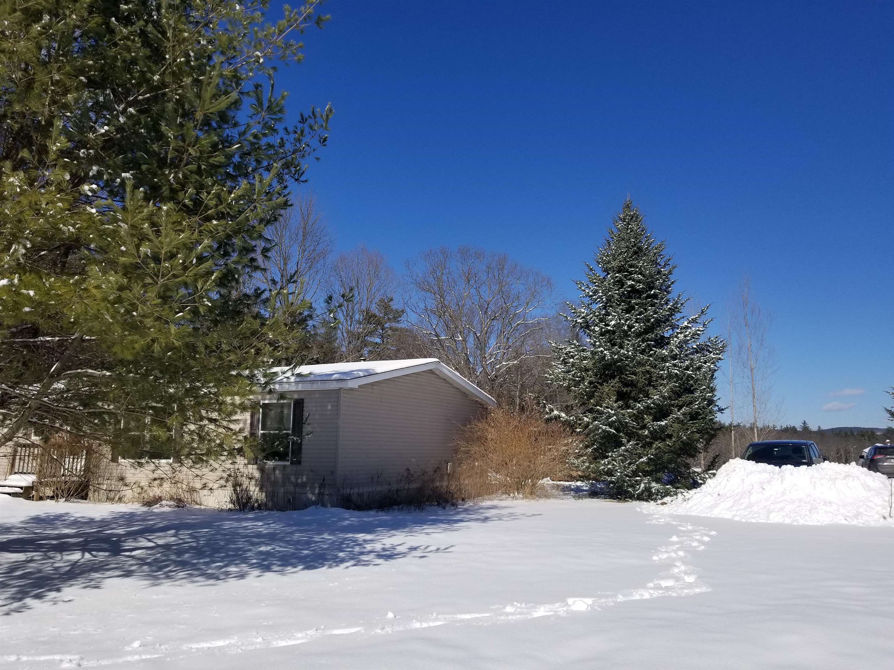 169 Cambridgeport Road Rockingham, VT 05143 - Photo 8 of 37