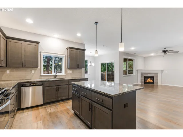 $589,000 | 11369 Northwest 325th Avenue, North Plains, OR 97133